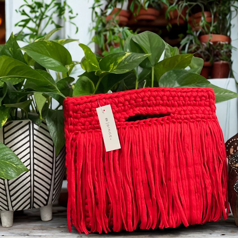 Steal of the Season! Last Red Fringe Beauty 💃🏽
